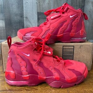 Nike Air DT Max '96 Men's Size 12 University Red Love Letter To Connie Shoes.